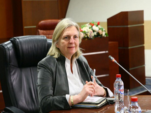 Treffen von Karin Kneissl mit Studenten der MGIMO-Universität